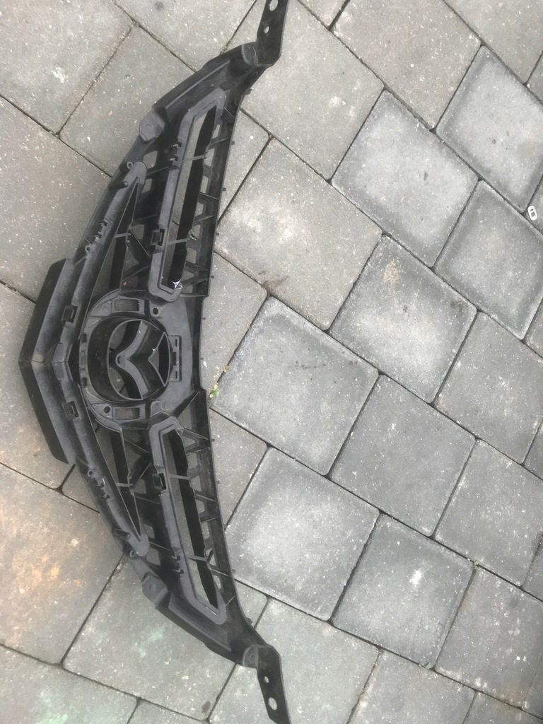 фото №3, Решітка радіатора решітка радіатора mazda 3 sedan sport