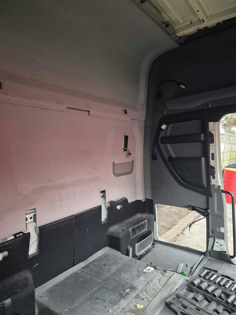 фото №14, Кабина scania r model ngs