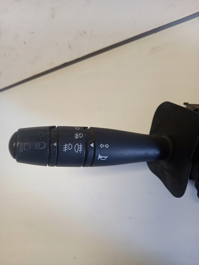 фото №7, Переключатель комбинированный dacia logan 8200792587