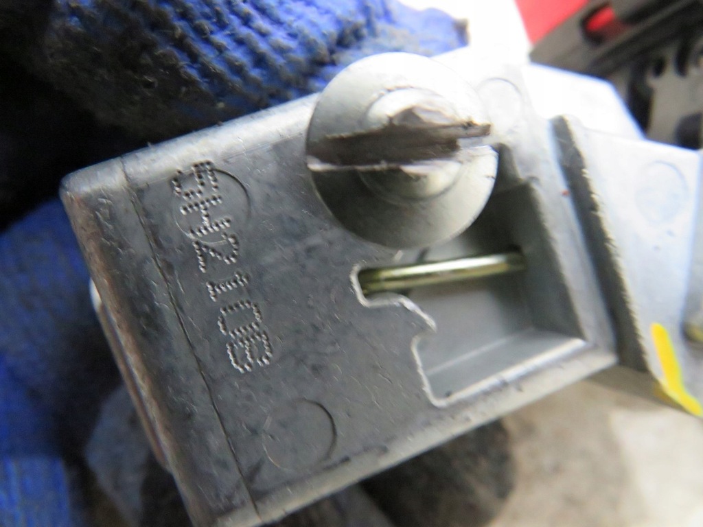 фото №4, Замок зажигания ключ dacia sandero ii 285910001r