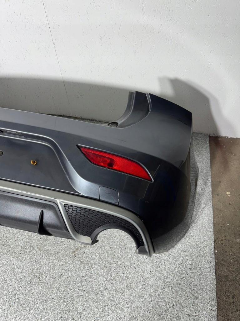 Бампер задний  задний volvo v40 ii 2012-2018r kod koloru 455-16 w-wa r-design Оригинал