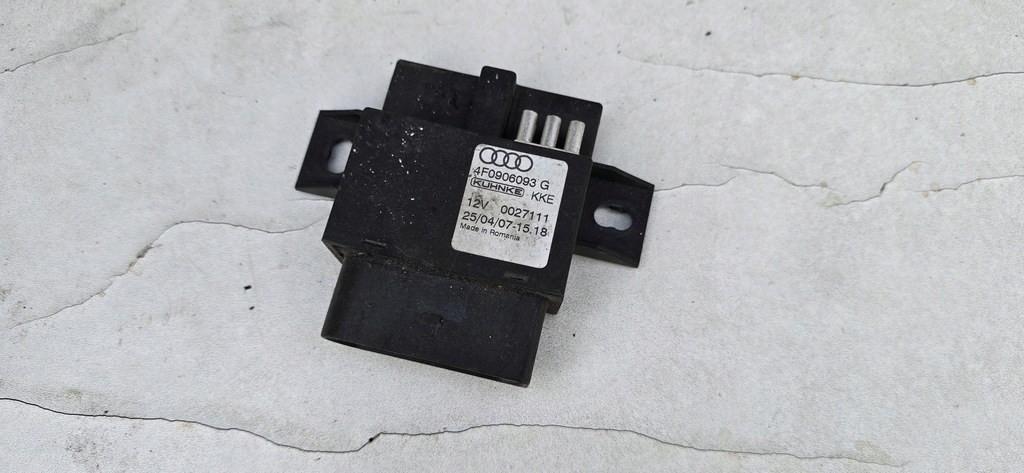 фото №1, Audi a6 c6 модуль блок керування насоса пального 4f0906093g