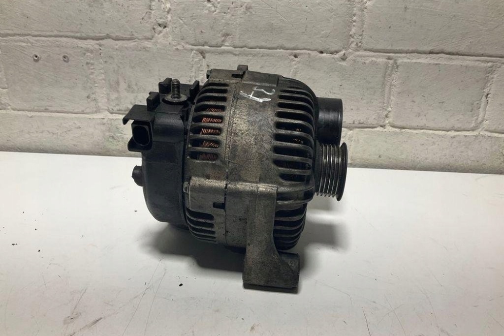 Генератор bmw 5 e60 7542934 4.8l бензиновий 2008 Недорого