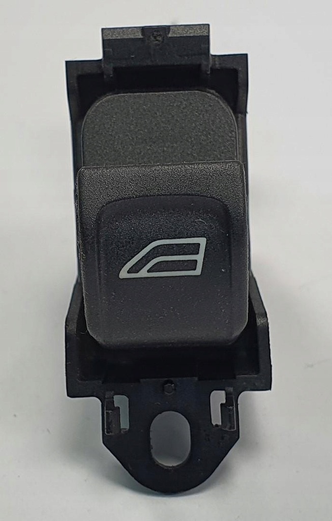 фото №1, Кнопка стекло задняя задний volvo v50 30773217