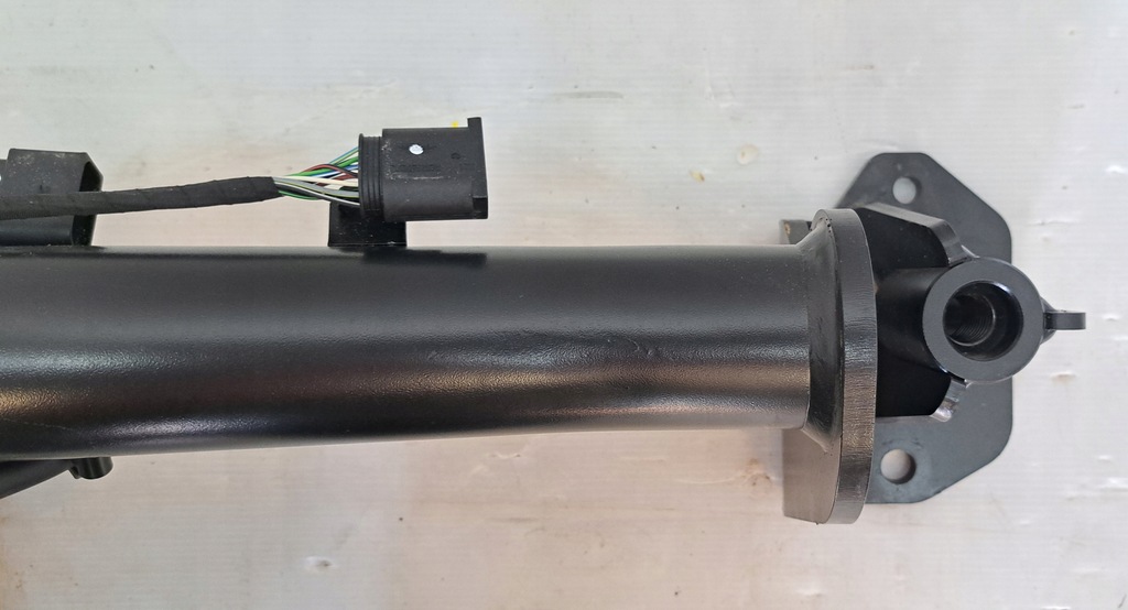 фото №6, Bmw x1 u11 hak буксировочный электрический складной оригинал 5a4359103