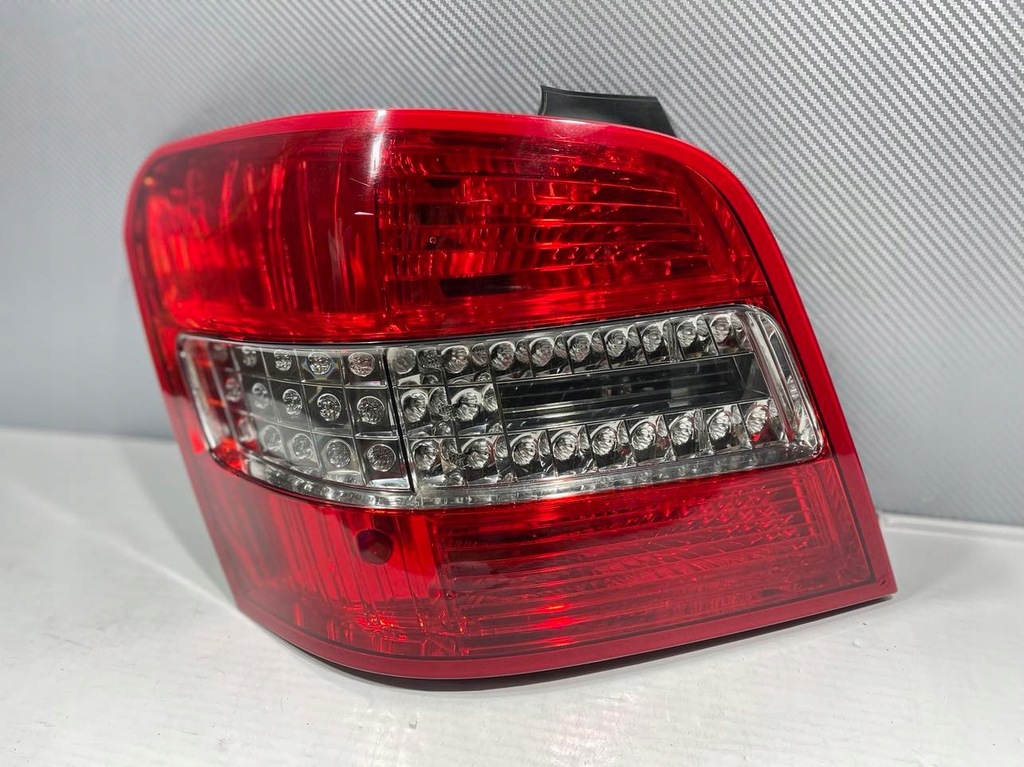 фото №3, Mercedes glk ліва лампа задня