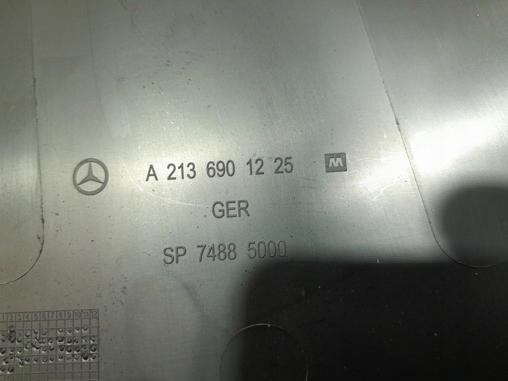 фото №10, Mercedes e w213 sedan комплект защита bok правый a2136800235