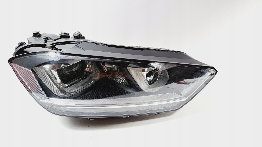 фото №1, Vw golf vii sportsvan лампа правая ксенон led 517941034b