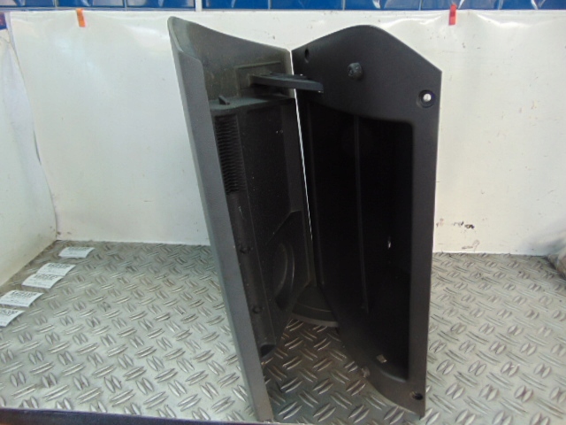 фото №2, Opel astra бардачок