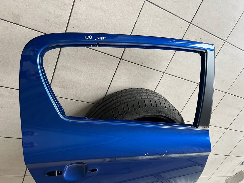 фото №8, Hyundai i20 8-14 5d дверь правое задняя задние wau