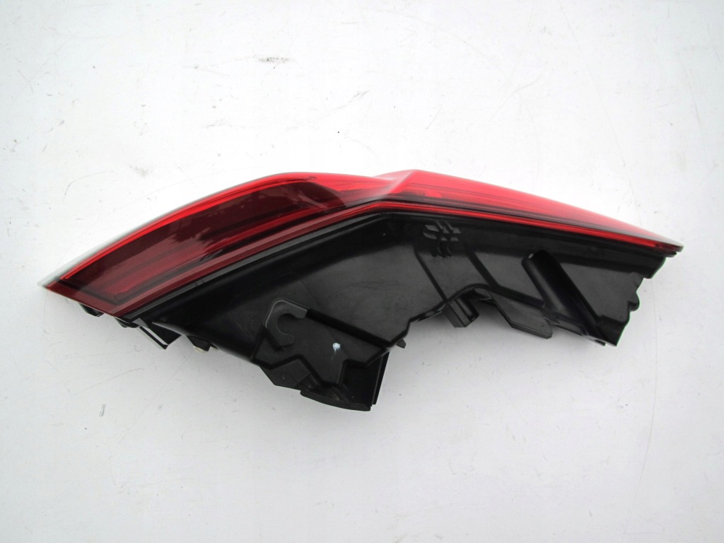 Alfa romeo stelvio 2016 - фара задній ліва led оригінальний номер в Україні