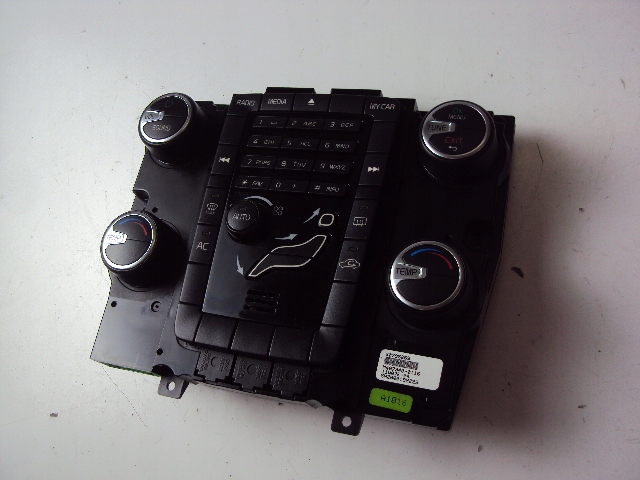 фото №1, Панель радіо кондиціонера volvo v60 i r-design 11 r