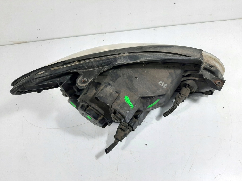 фото №12, Hyundai getz 1.5crdi 06r лампа левый перед 92101-1c500
