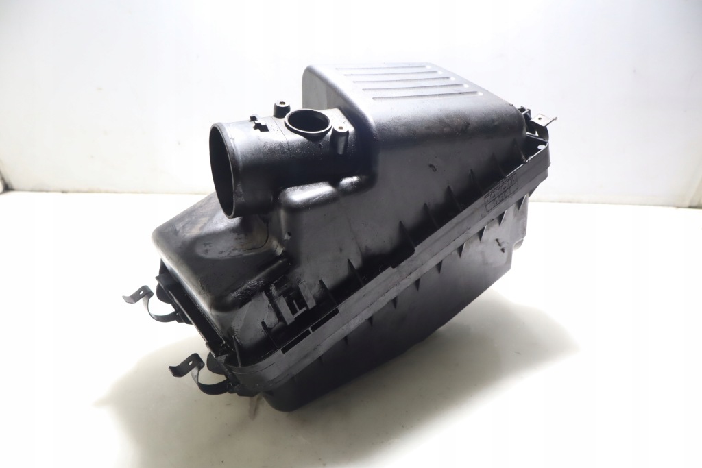 Купить Корпус фильтра воздуха toyota avensis ii t25 2.0d4d