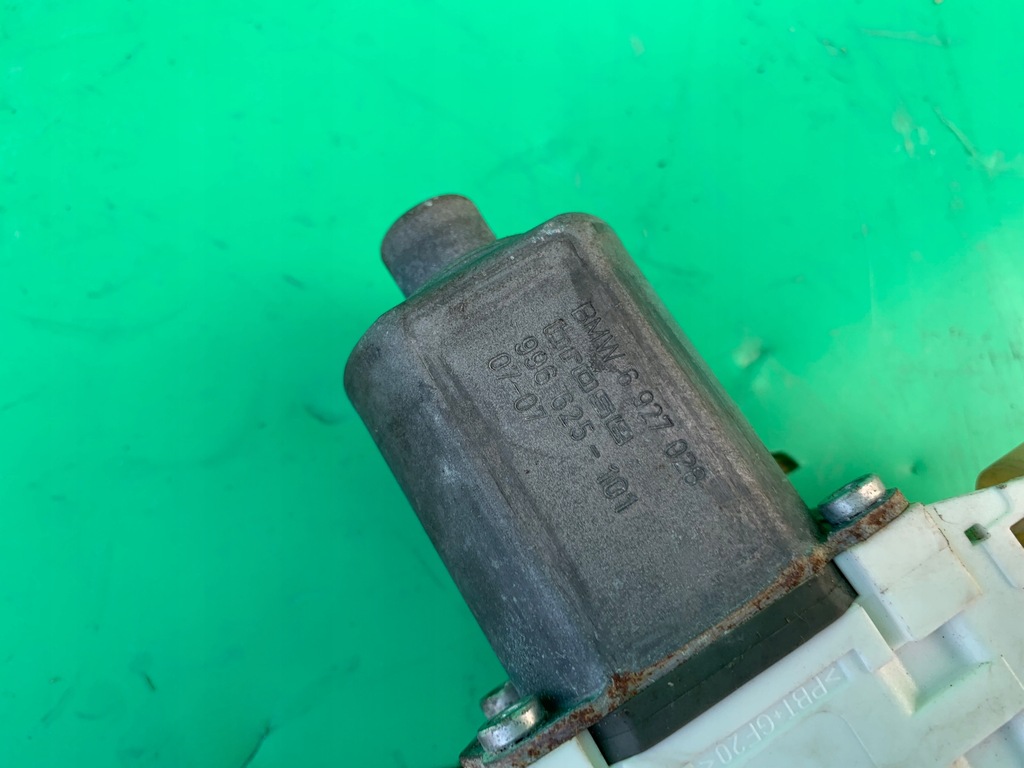 фото №8, Подъемник стекло правый перед механизм bmw 3 e90 e91