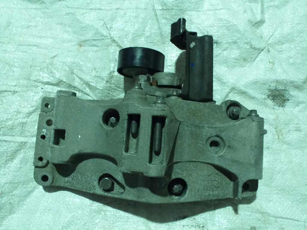 Купити Bmw f10 f30 g01 кронштейн кронштейн генератор 7619250