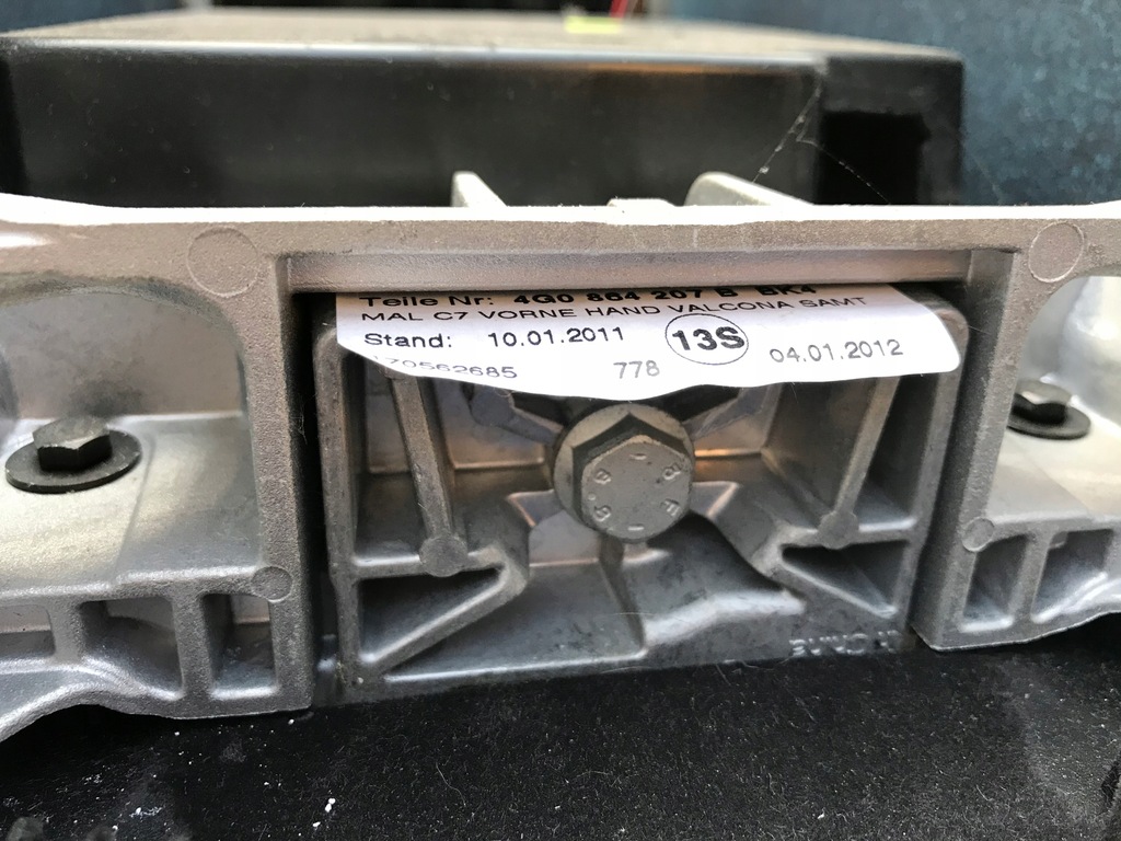 фото №7, Туннель средний audi a6 c7 4g0863244a