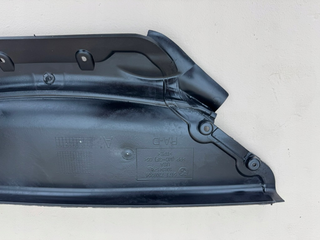 фото №12, Bmw x5 f15 3 iii 13- пластик жабо защита стены перегородки 51717309204