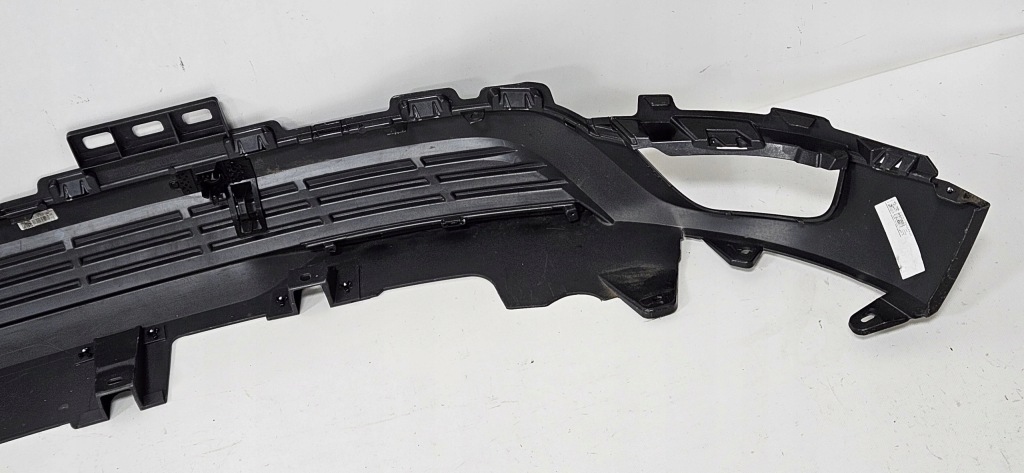 Накладка бампера задні спойлер megane iv рестайлінг  hb Оригінал