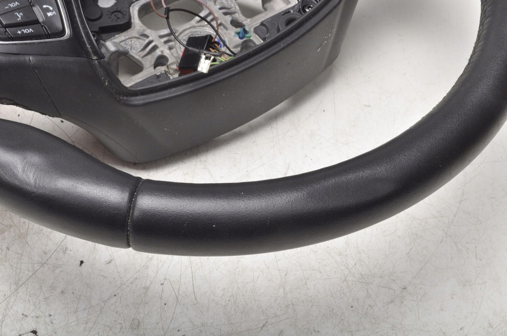 фото №6, Ford focus mk3 воздуховод кожаный многофункциональный