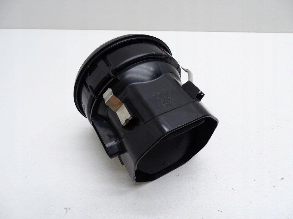 Решётка обдув консоли панели mercedes w176 a-klasa a1768300754 с Разборки