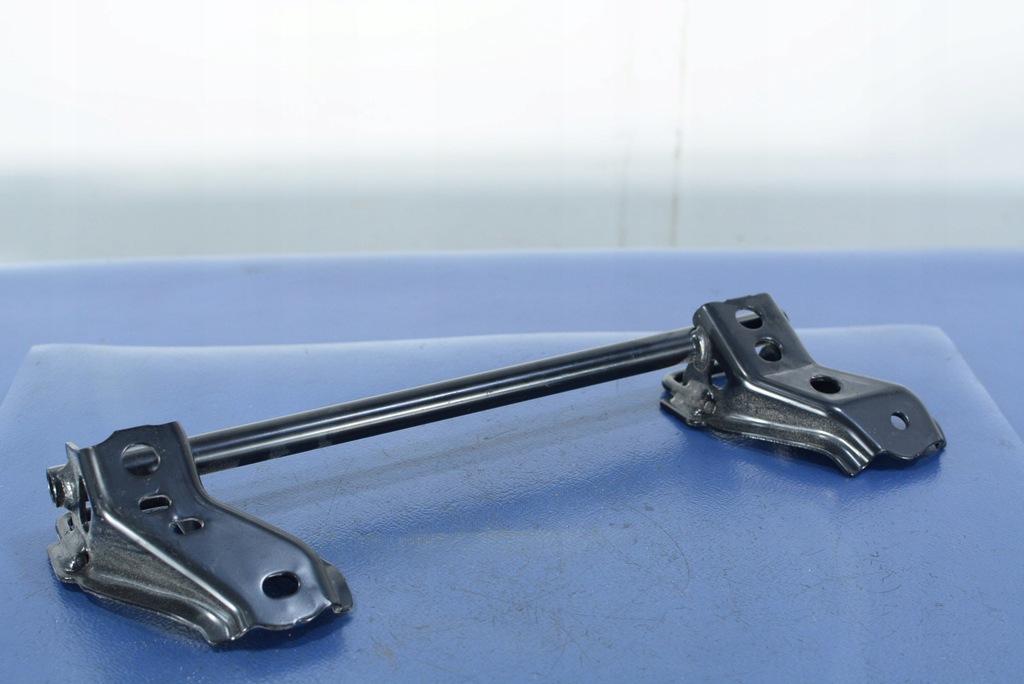 фото №2, Lexus ct200h lift isofix правый левый