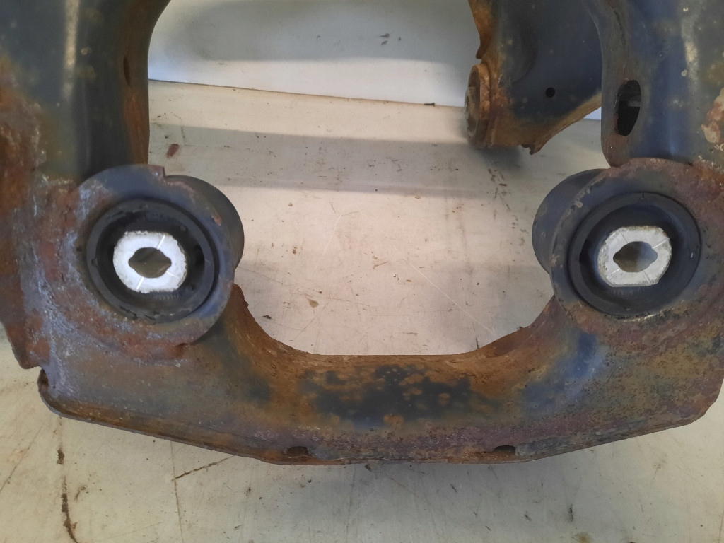 фото №11, Bmw x3 e83 03-06 2.0d підрамник підрамник поперечина m47t0e4