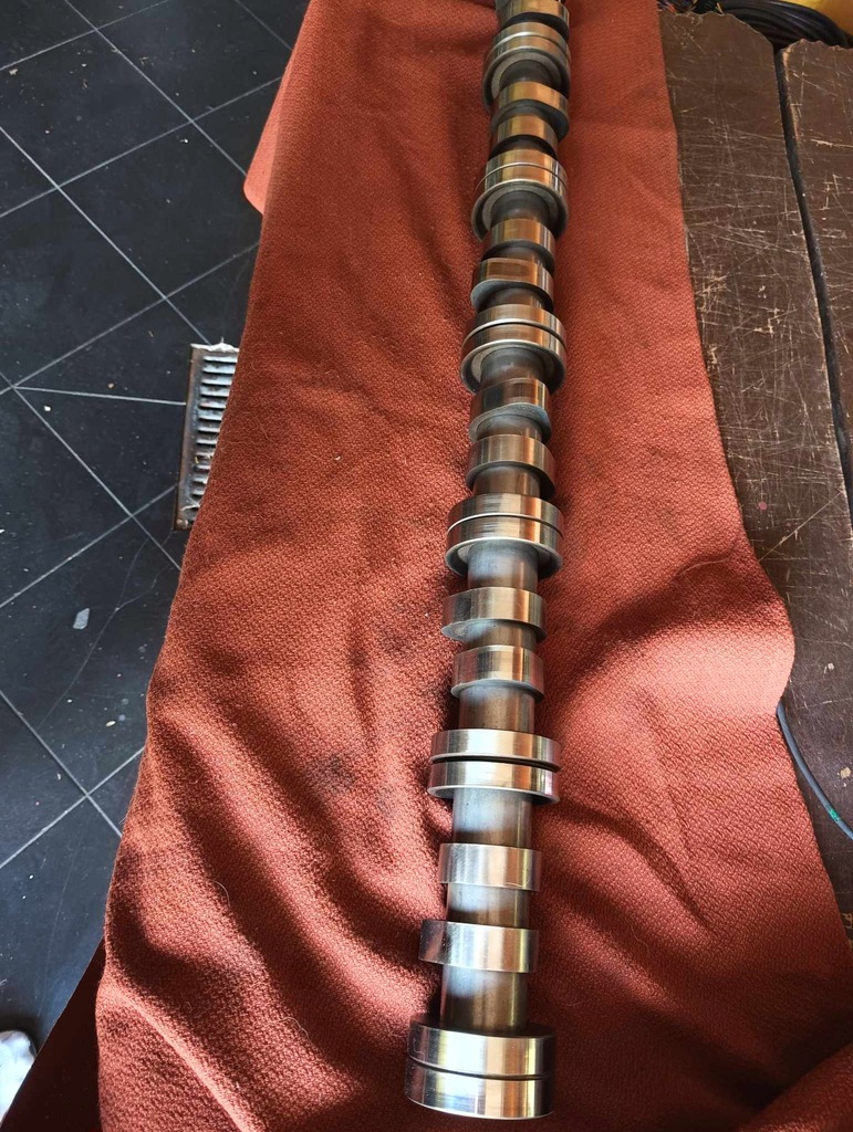 фото №1, Вал распределительного вала scania r xpi euro 6 1885230