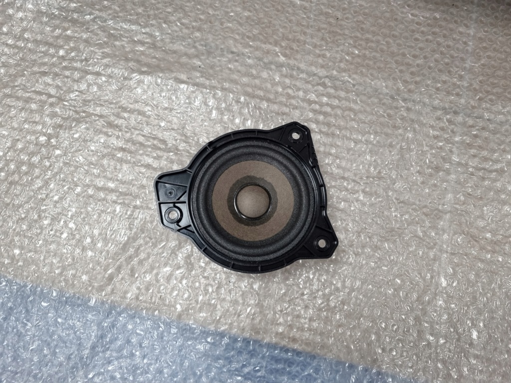 фото №4, Polestar 2 ii динамік накладка harman kardon 32329293