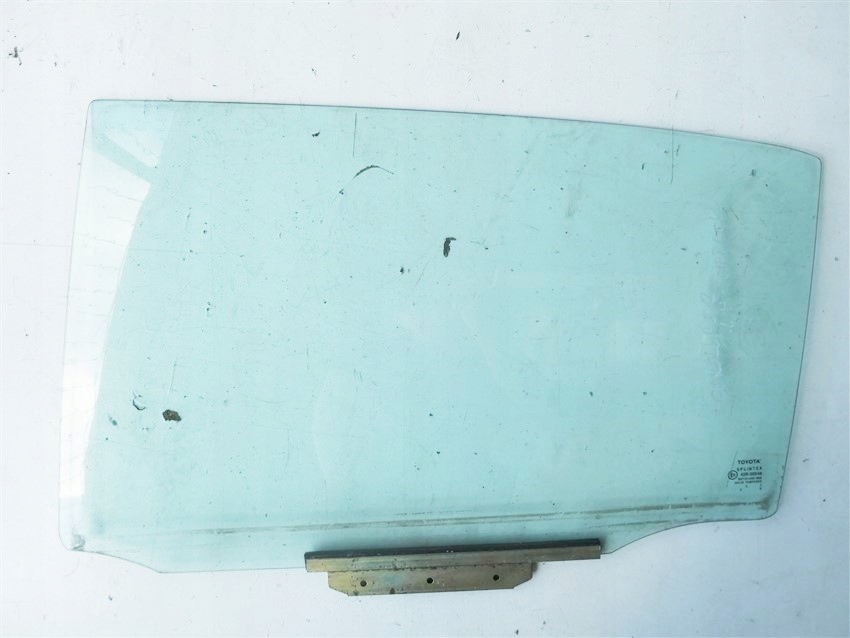 фото №1, Стекло задняя левая toyota corolla e12 хэтчбек 5d
