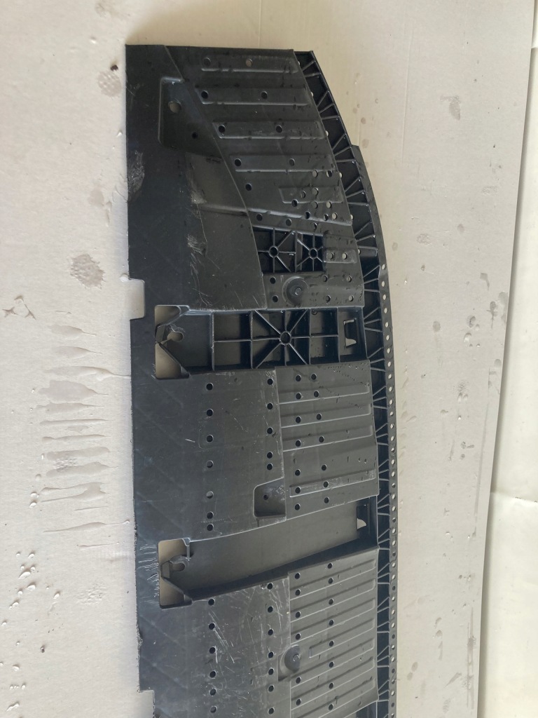 Audi q3 плита бампера 8u0807233c 2012-2014 Доставка