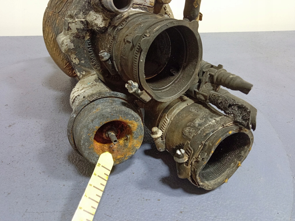 Mercedes gle 63 amg w167 4.0 v8 m177 турбонагнетатель a1770909400 с Разборки