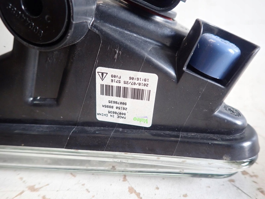 фото №4, Противотуманная фара правый nissan micra k14 qashqai ii lift 17-