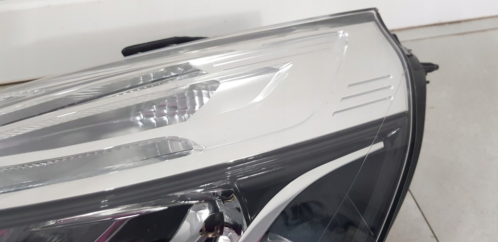 фото №3, Renault clio iv лампа левая перед 260608367r