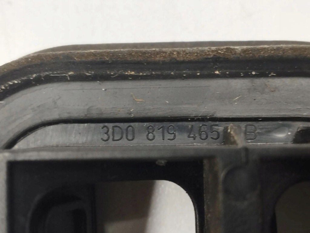 Bentley flying spur решётка вентиляционная 2005 3d0819465b Киев