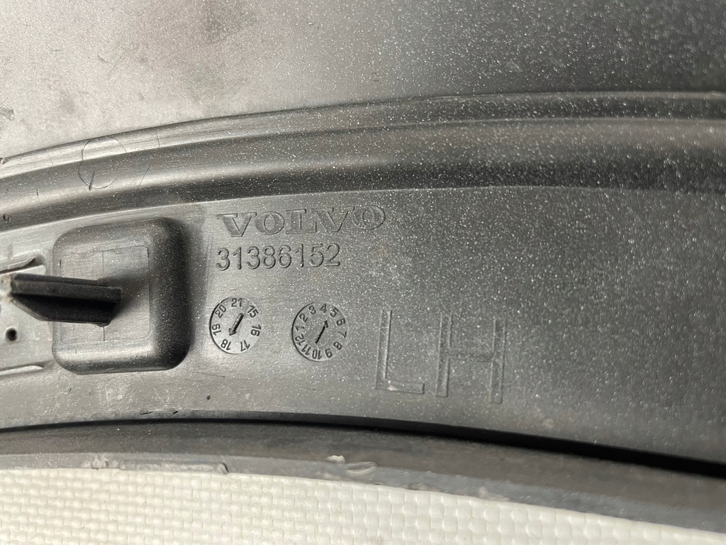 фото №6, Volvo v90 cross левая молдинг крыла перед передний