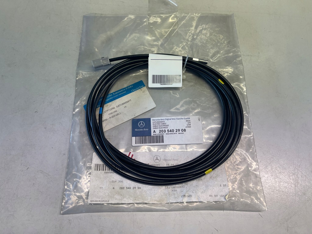 фото №1, Mercedes w203 шланг жгут nowa a2035402908