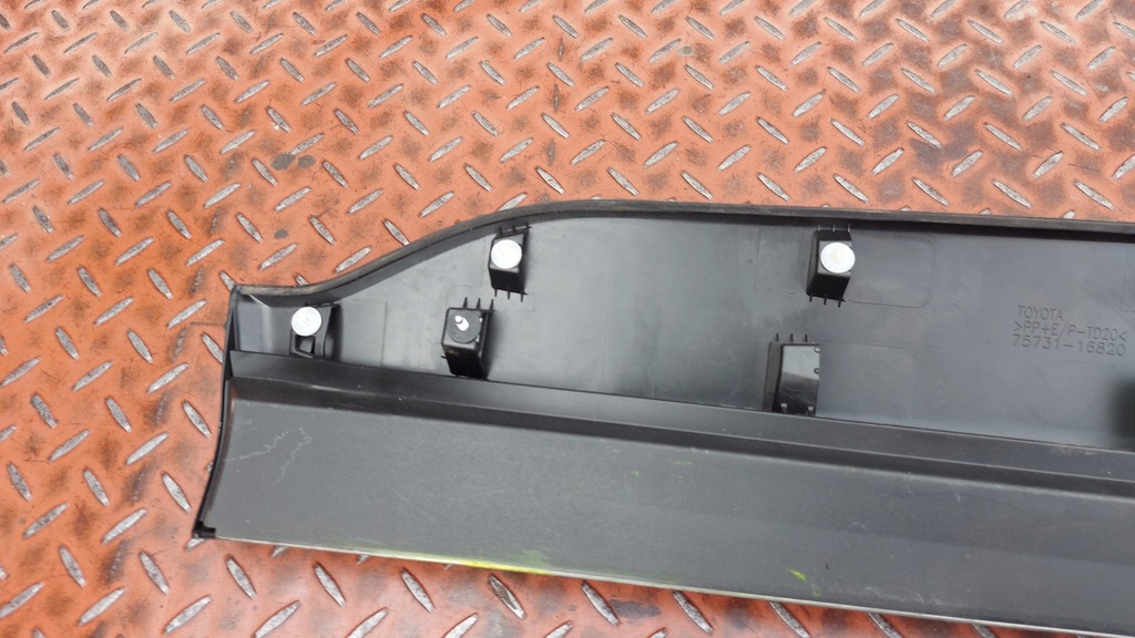 фото №11, Молдинг двері права правий перед toyota corolla cross 22-