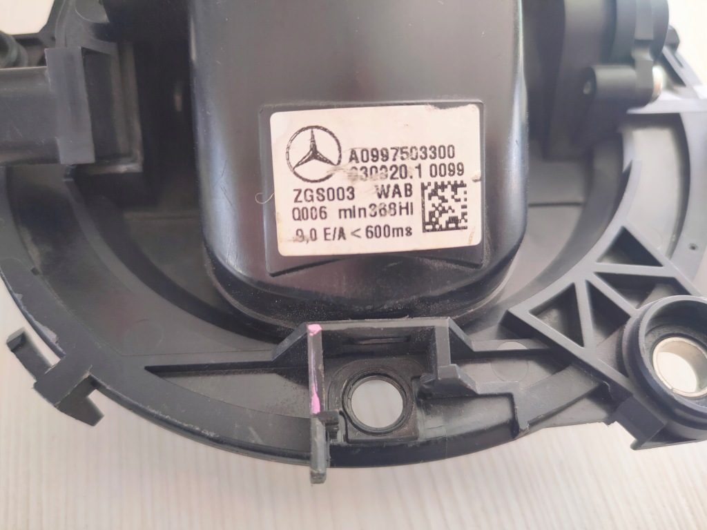 Mercedes glc 253 cls 238 ручка ручка кронштейн кришки багажника a-0997503300 Доставка