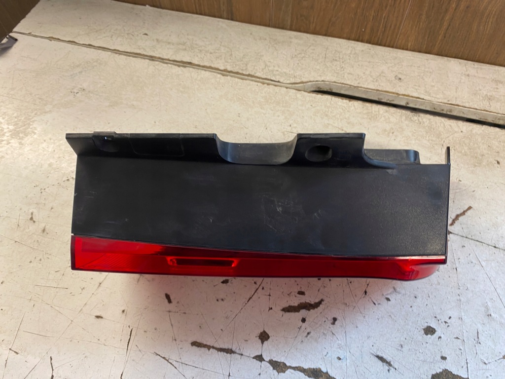 фото №7, Mercedes w447 лампа правый задняя a4478200164