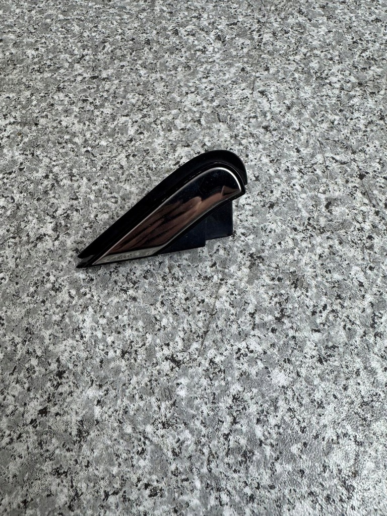 фото №6, Треугольник заглушка крыла левая forester v 2019-2023