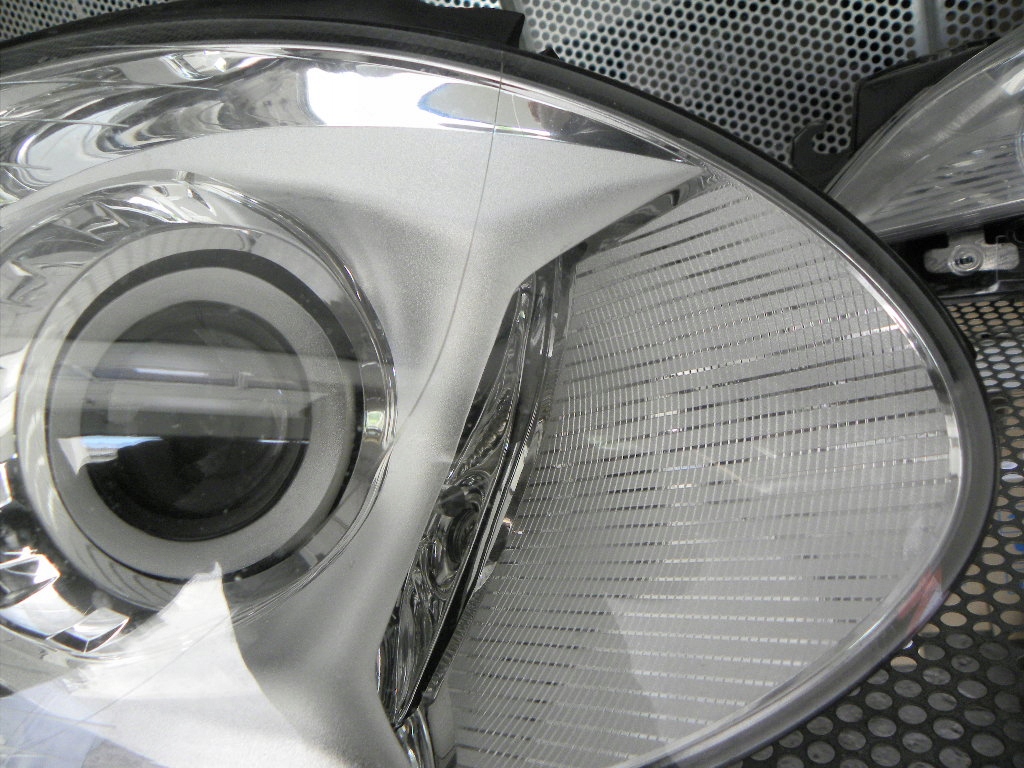 фото №10, Mercedes r klase w251 кронштейн перед правая bi-xsenon