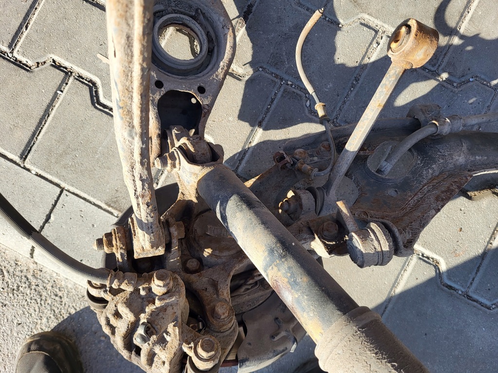 фото №6, Поворотный кулак рычаг амортизатор правый задняя kia pro ceed i 1.6 crdi комплект