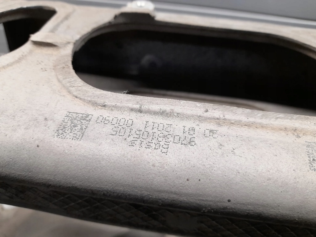 фото №10, Porsche panamera 970 97033105105 балка задні