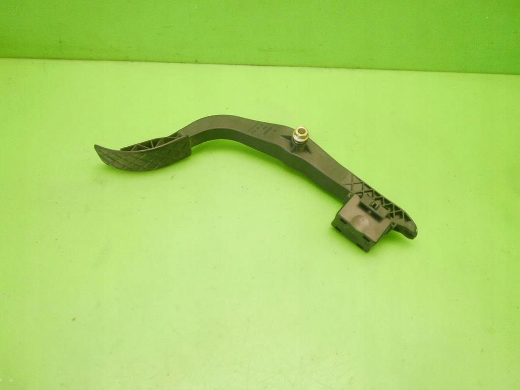 фото №6, Педаль газа ускорения audi a3 i 8l 1.8 96-00