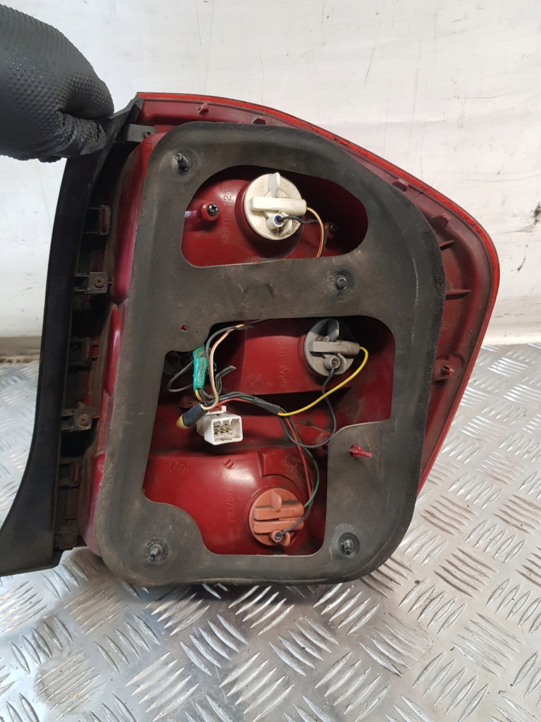 фото №7, Лампа левая задняя kia cerato 05r- хэтчбек eu