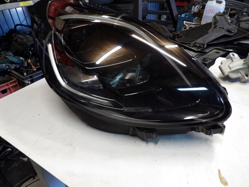 фото №1, Правая передняя лампа l1tb13e014gj ford puma mk2