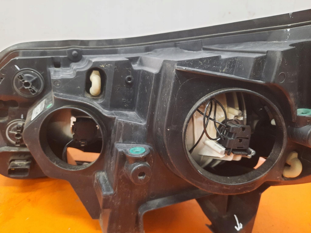 фото №9, Toyota proace ii 16- фара правый перед лампа правая 9808581180-00