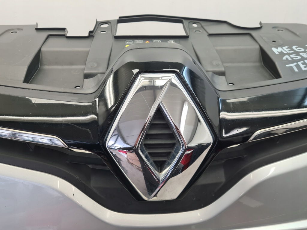 Renault megane iii lift бампер перед pdc ted69 Цена