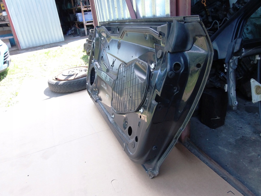 фото №5, Двері праве lz9w audi a3 8p 2.0 tdi 3 двері